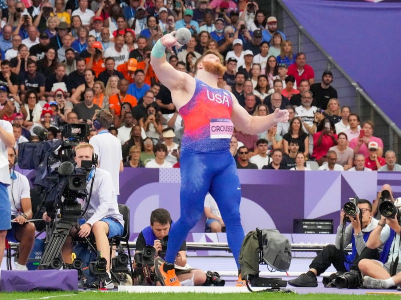 Razorback assistant Ryan Crouser wins third consecutive gold medal in shot put